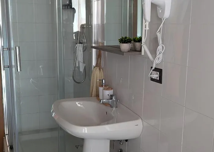 Ficu E Sali Daire Roccalumera